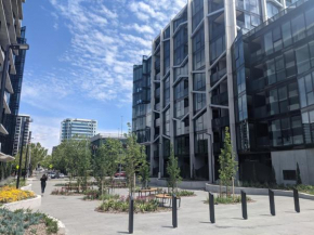Smart apartment right in Canberra CBD
